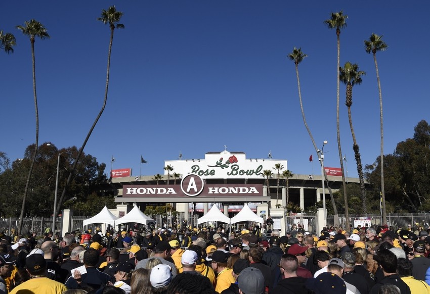 2017 Rose Bowl What Swag Bag Treats Will USC Football Get?