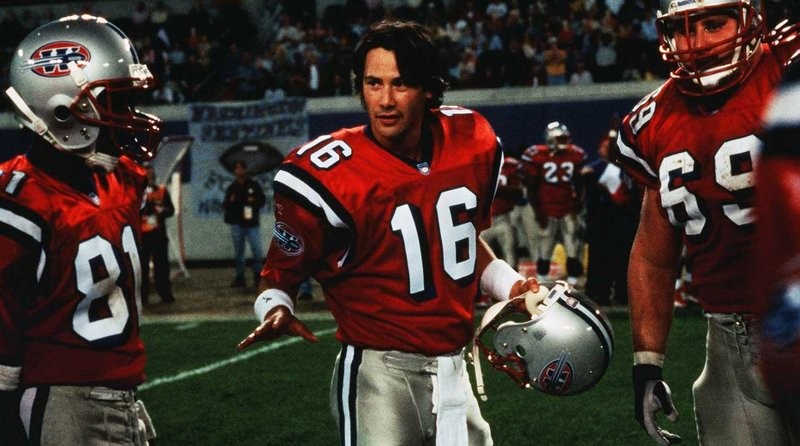 'The Replacements' Is Both a Bad Football Movie and a Bad Romantic Comedy