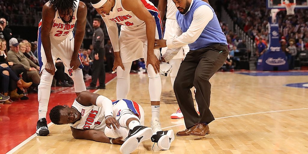 Pistons Reggie Jackson Out at Least 6 Weeks With Ankle Sprain