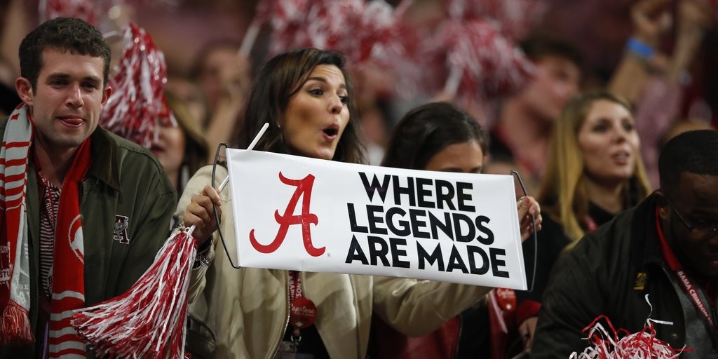 Naked Alabama Babe Arrested After Championship Celebration