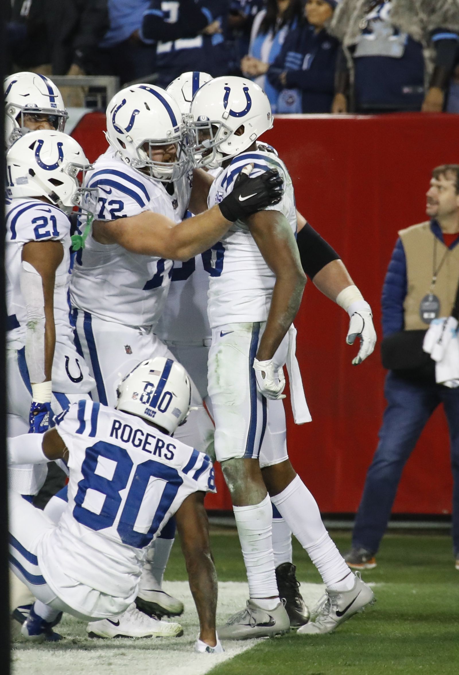 Colts win showdown in Nashville, make the playoffs