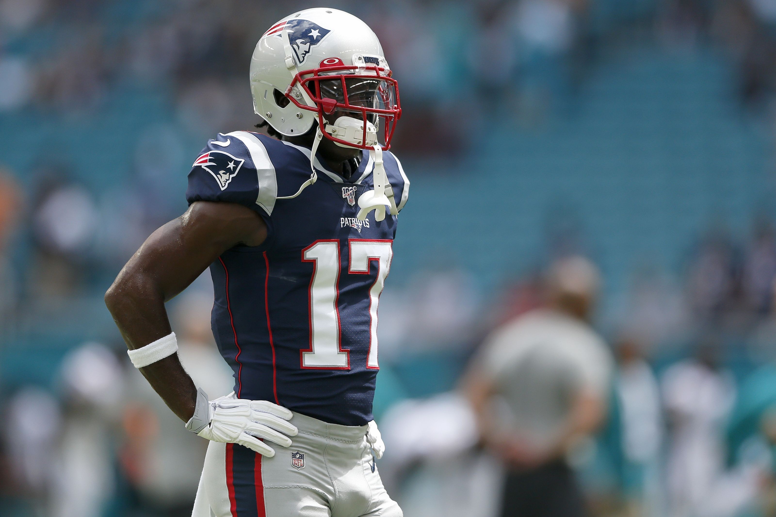 Antonio Brown'S Scandal Explodes: Leaked Texts & Photos! - z0qthns