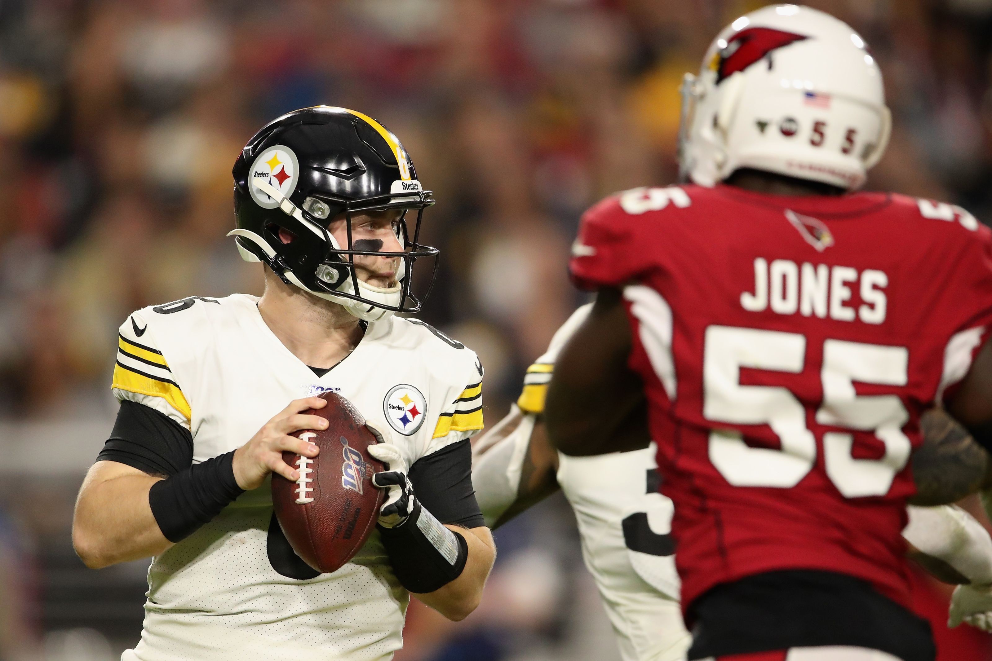 Steelers hold the Cardinals for their 8th win of the season