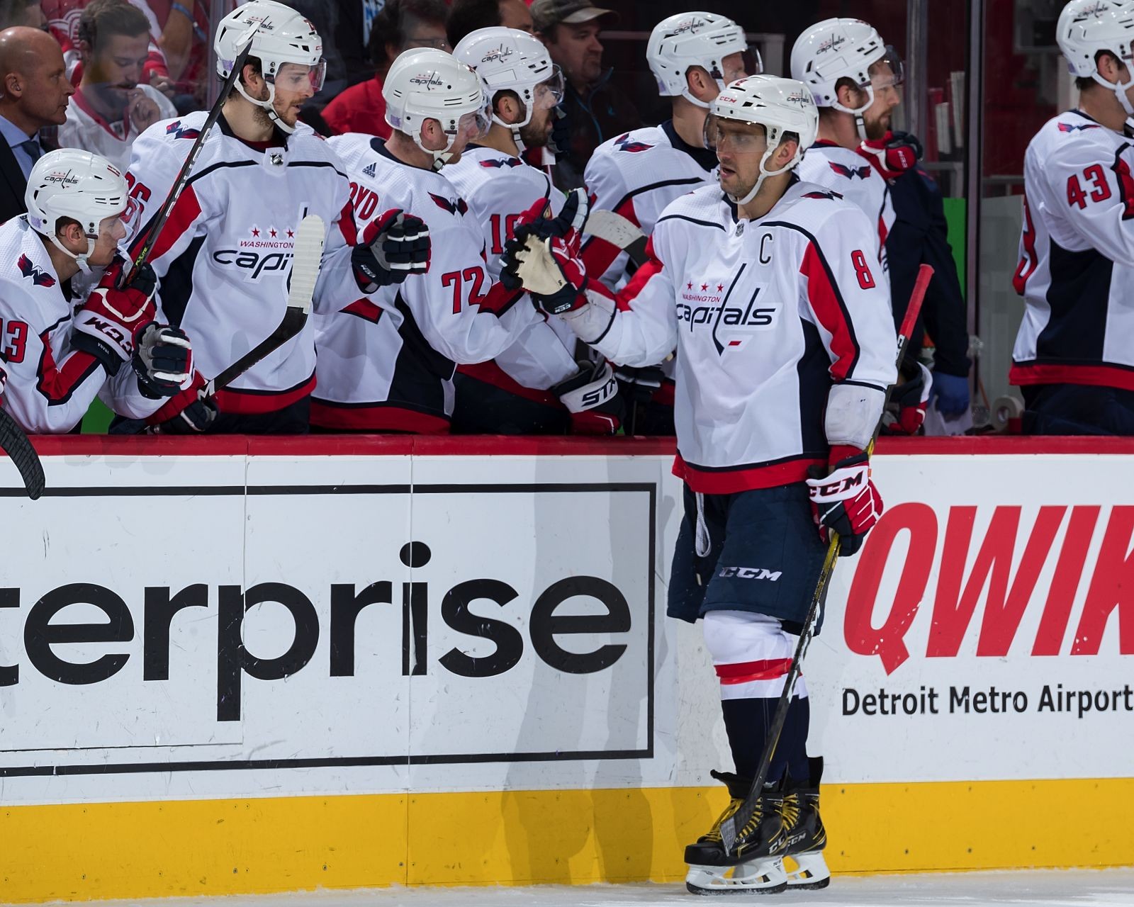 Alex Ovechkin records hat trick in Capitals win over Red Wings