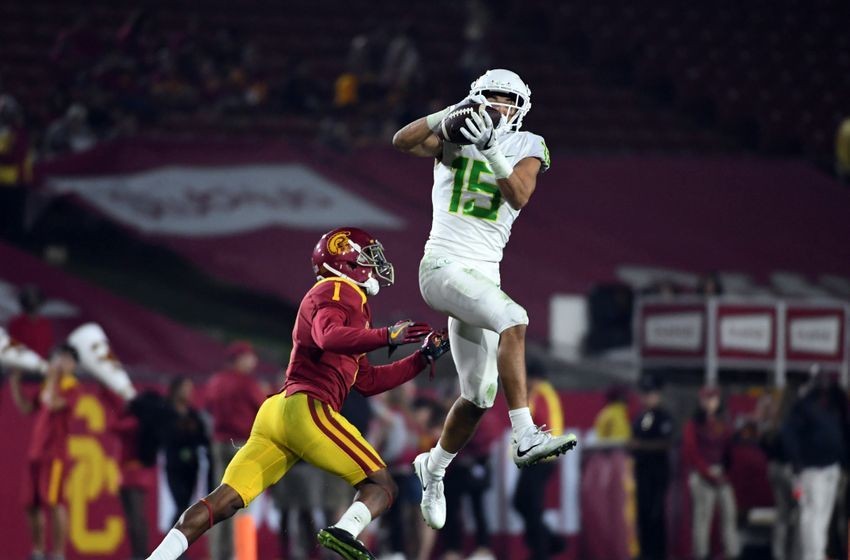 Oregon Football Wide Receiver Jalen Brown To Transfer