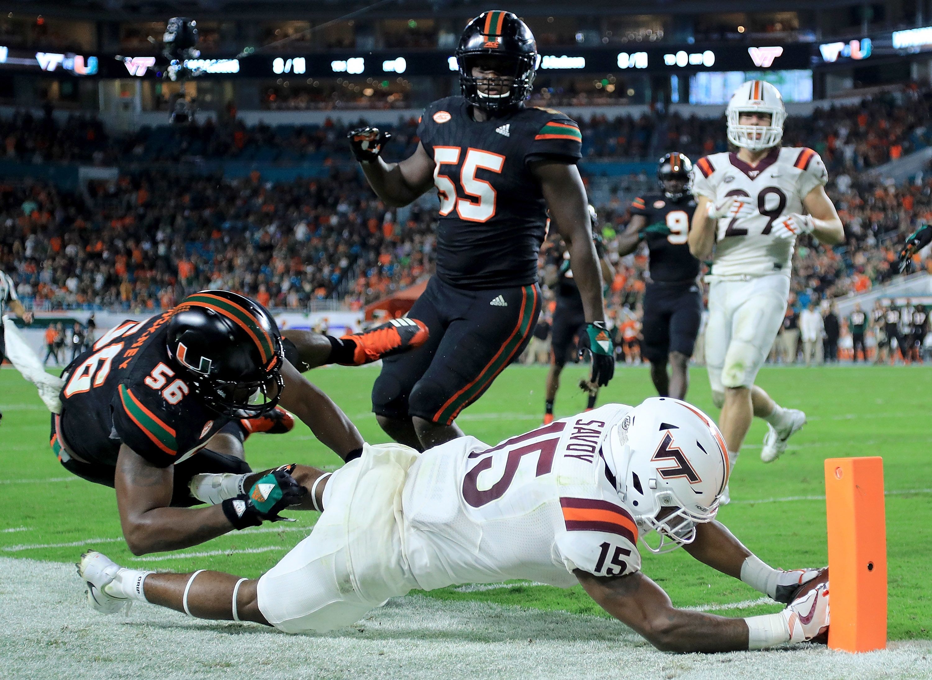 Miami Hurricanes Defensive Line Versus Wisconsin Offense