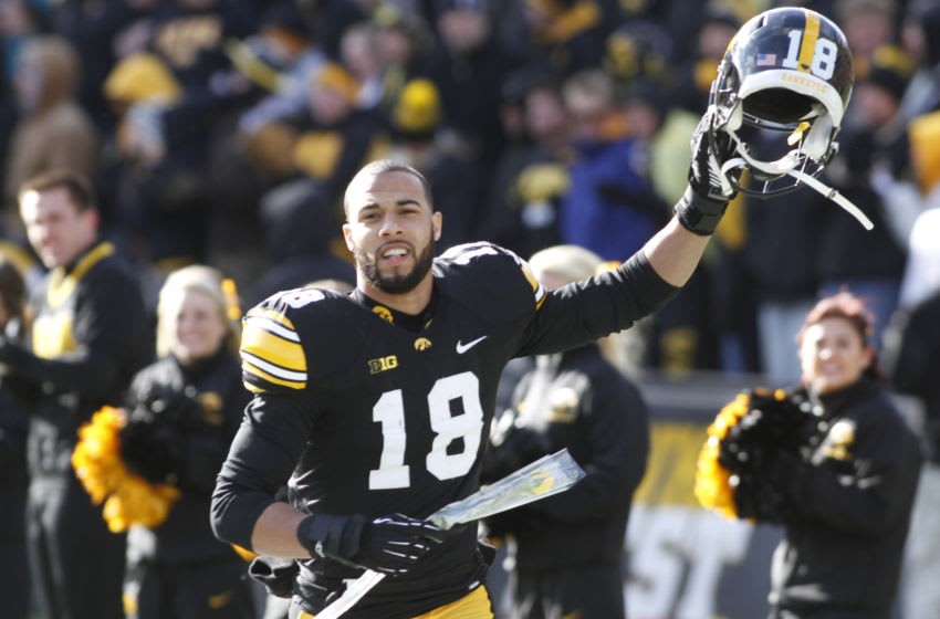 Iowa Hawkeyes have most former players remaining in NFL Playoffs
