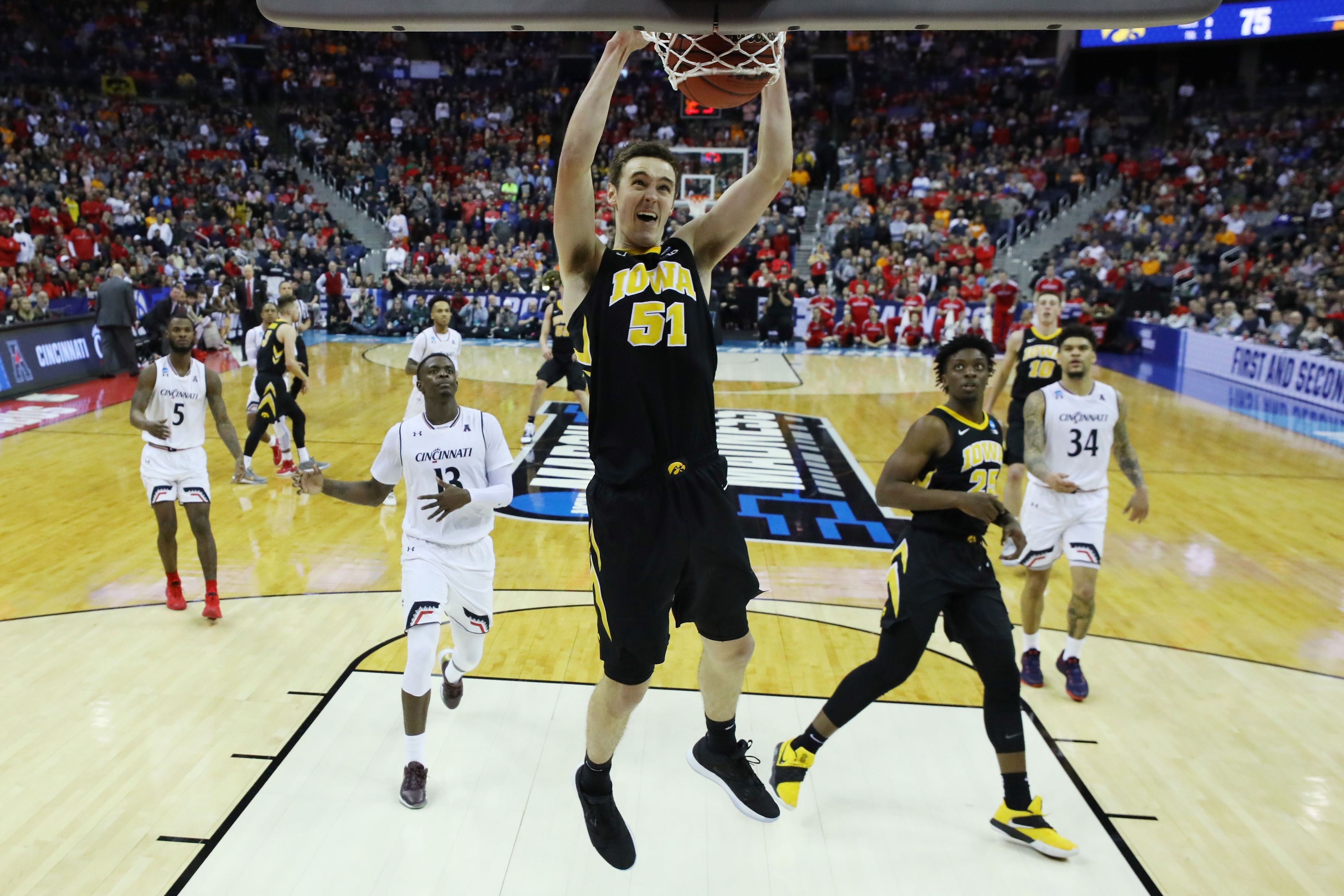 Iowa Hawkeyes Meet your 2019 Iowa United TBT team