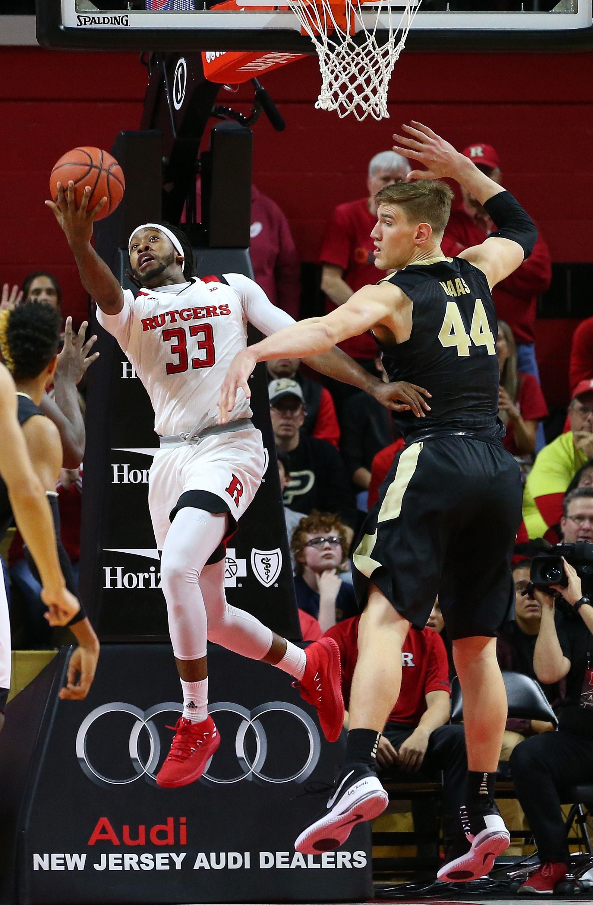 Iowa Basketball Hawkeyes Climbing The Rankings In Big Ten