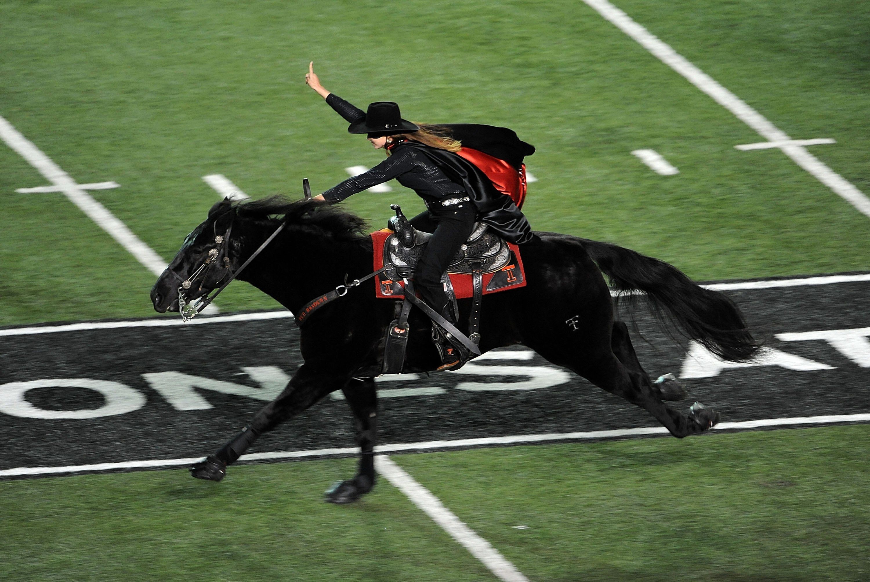 Texas Tech football Masked Rider to ride backup horse Saturday