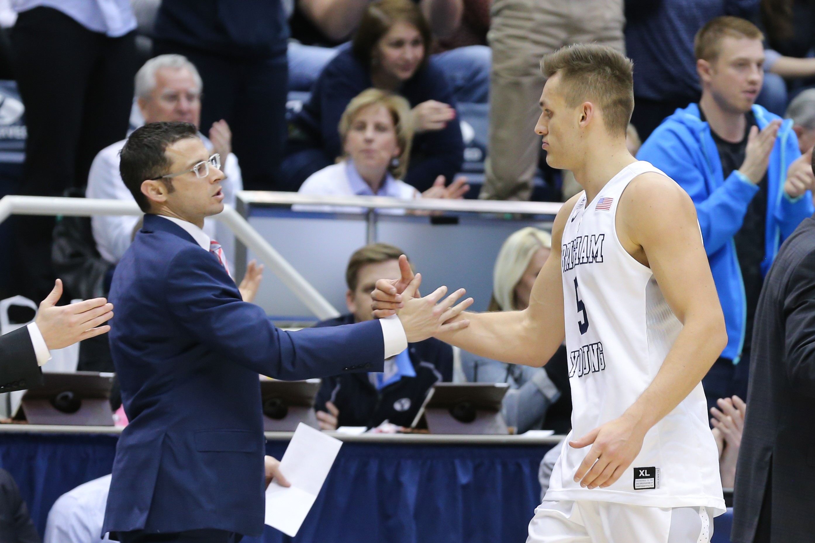 9.  College Basketball: Byu & Arizona Face Off Again - wrnnjzv