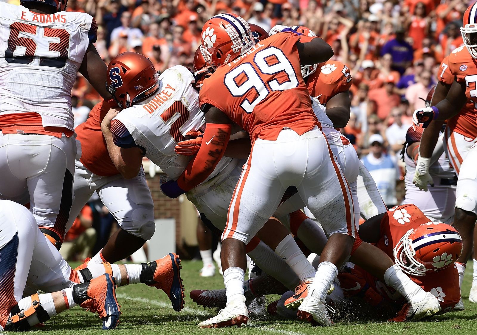 one-of-college-football-s-best-rivalry-games-is-this-week-not-to