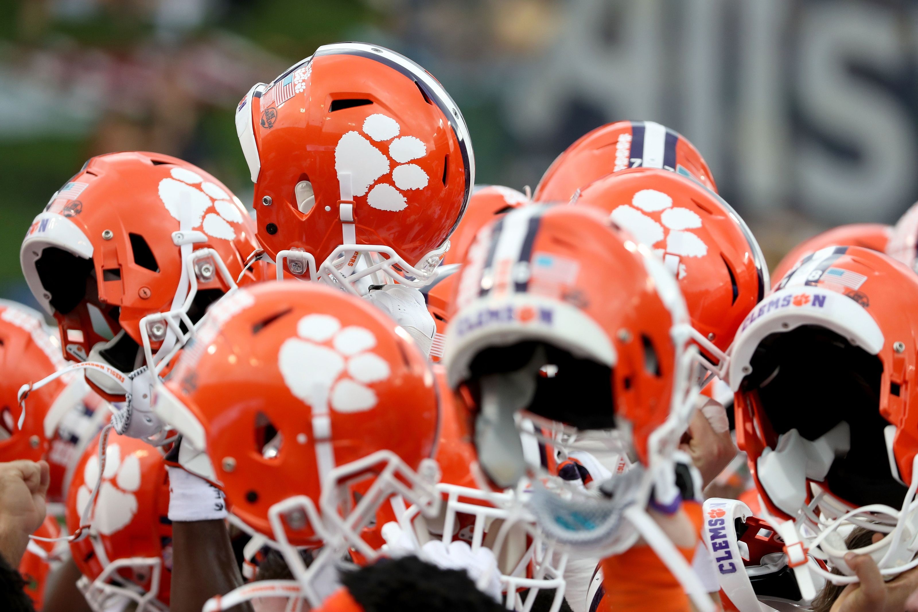 Clemson Football Myles Murphy moves up his decision date