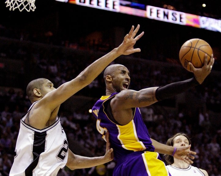 Kobe Bryant, Tim Duncan Head 2020 Naismith Basketball Hall Of Fame Class