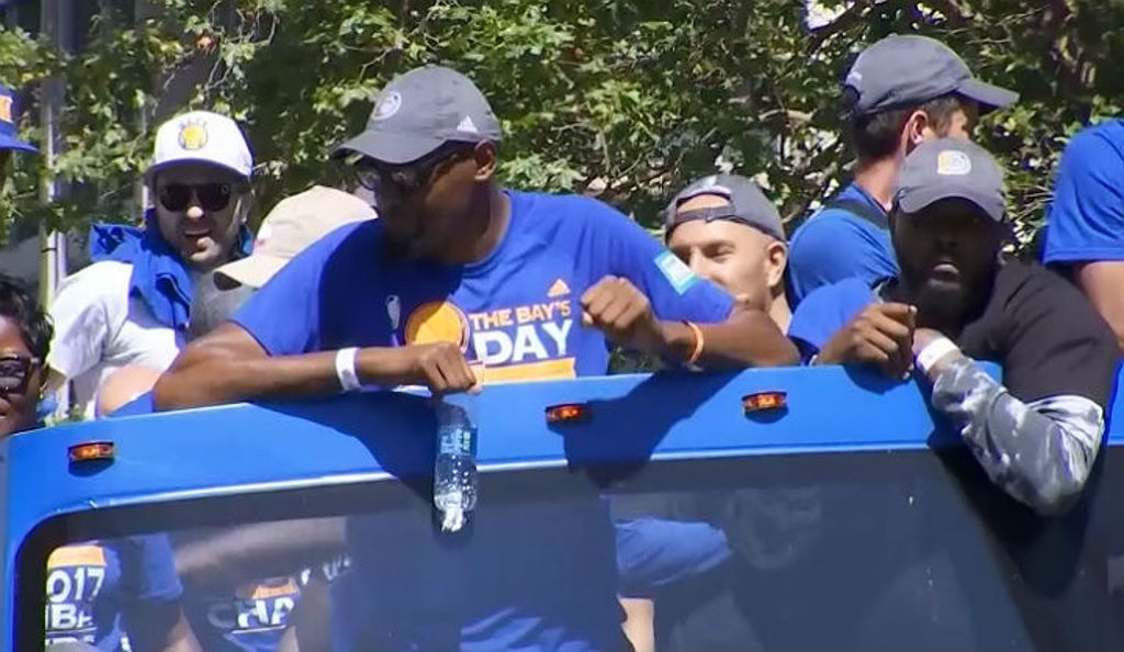 Kevin Durant posts footage from ‘cloud nine’ during Warriors parade