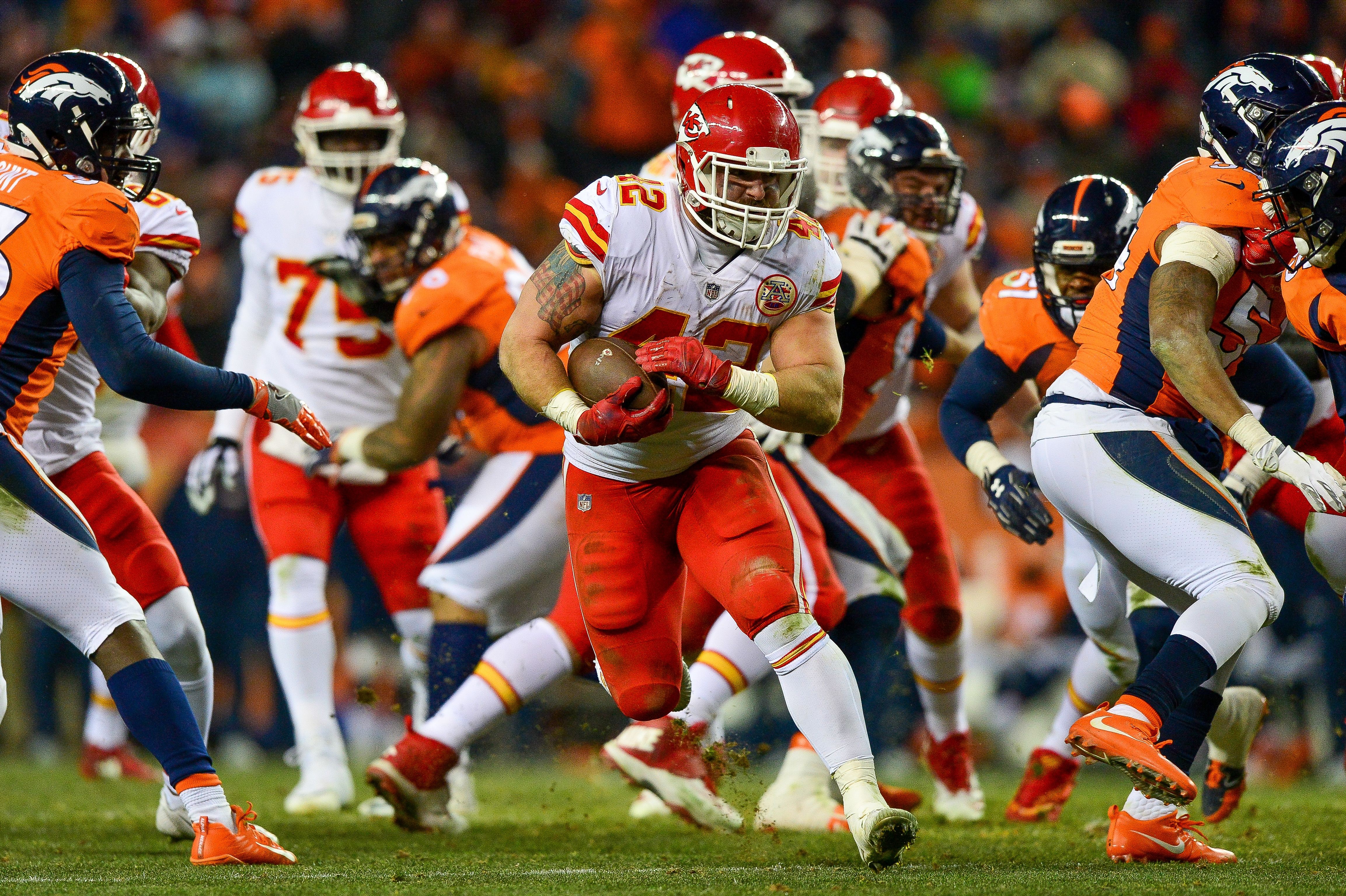 Nfl Predictions Kansas City Chiefs Projected To Go 7 9 By