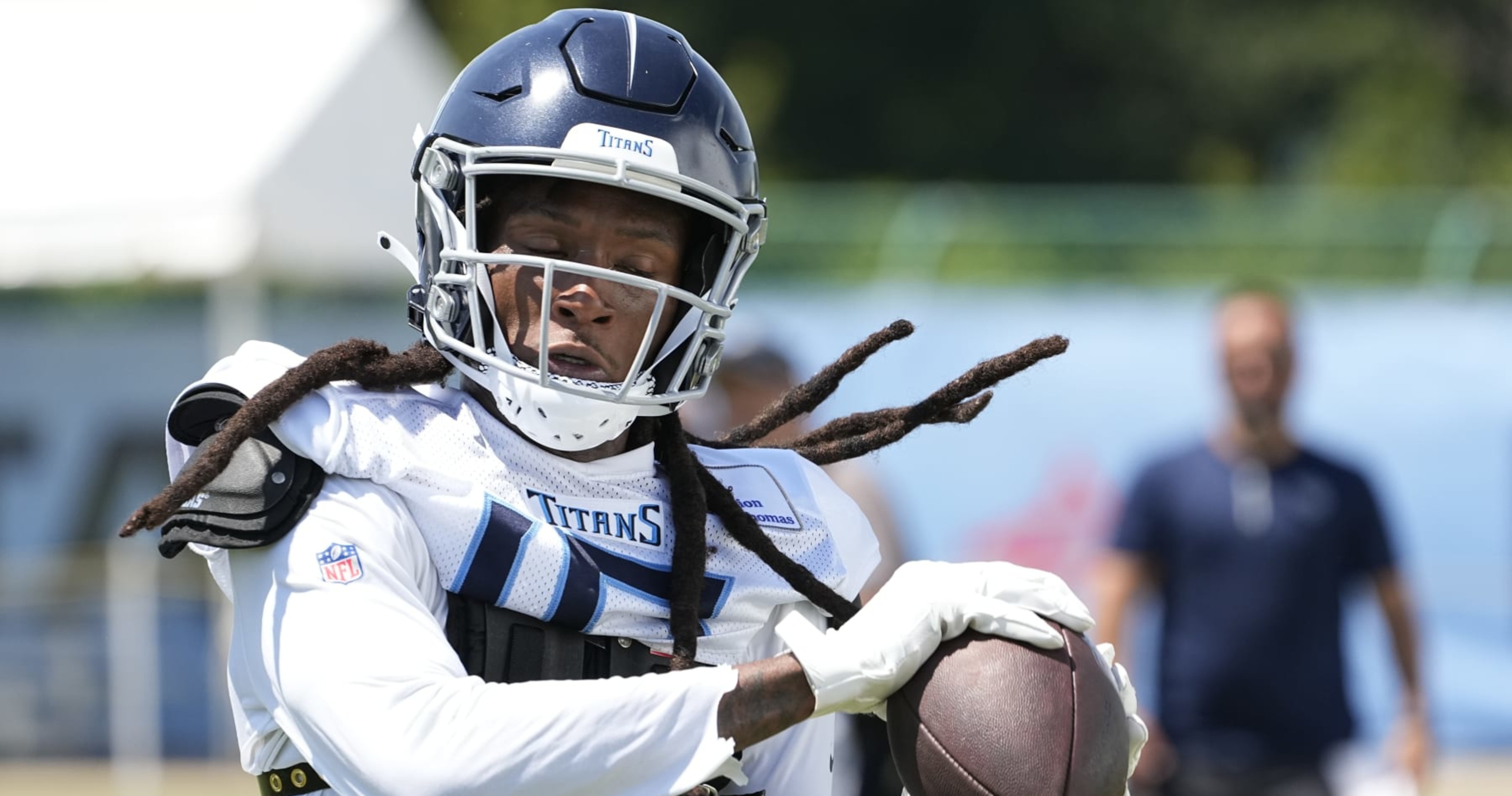 Titans' DeAndre Hopkins Calls Out Cowboys, Giants, 49ers, Lions for Not  Wanting Him