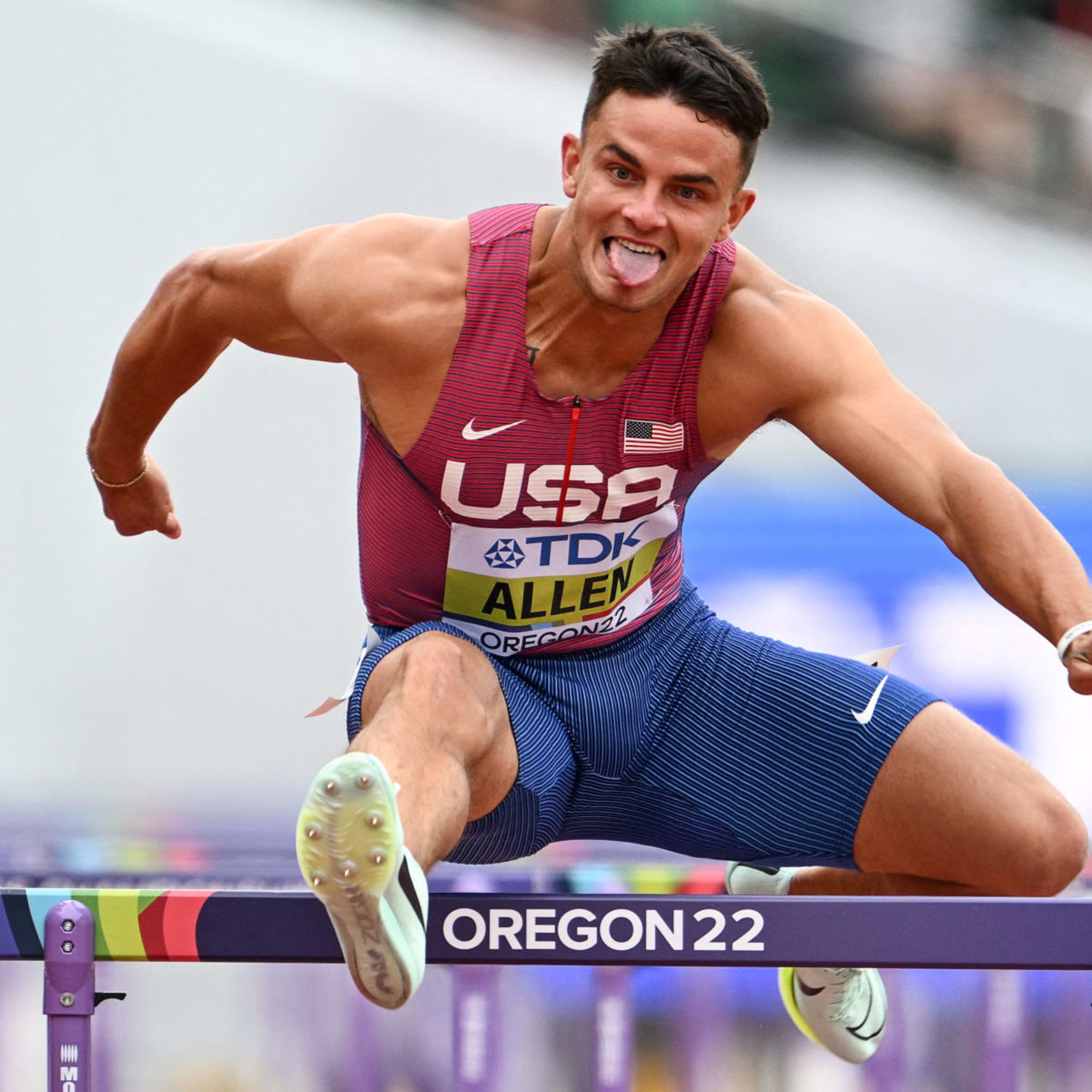 Eagles' Devon Allen Advances to 110m Hurdles Semis at World Athletics