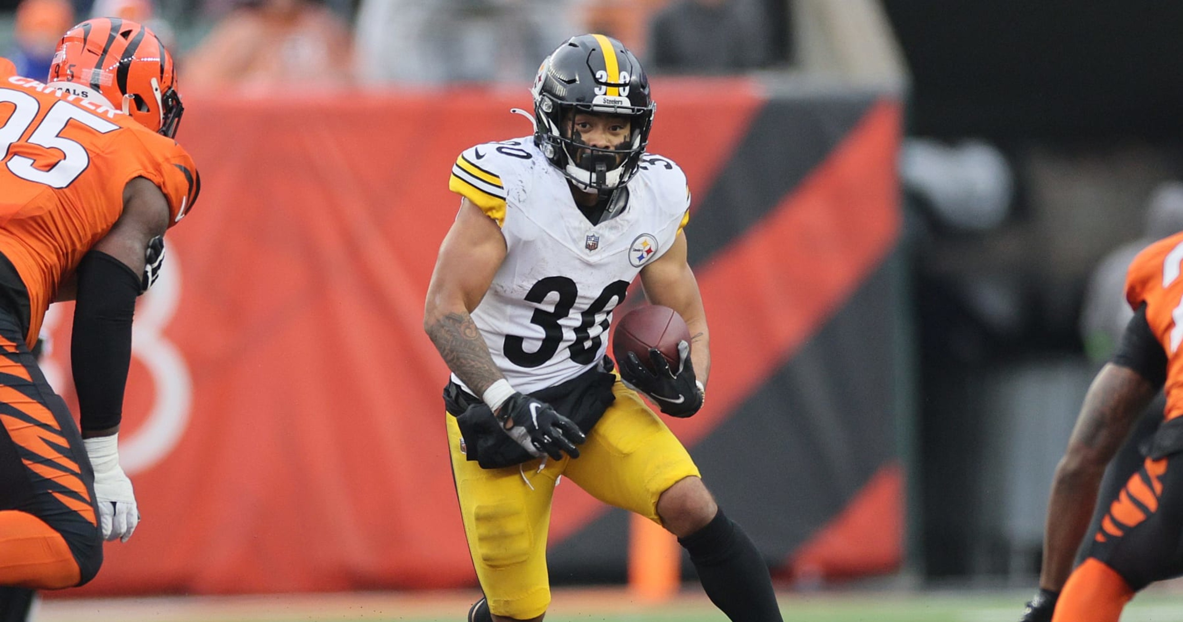 Steelers' Jaylen Warren Has 48.5K Fine for Pass Block Rescinded by NFL