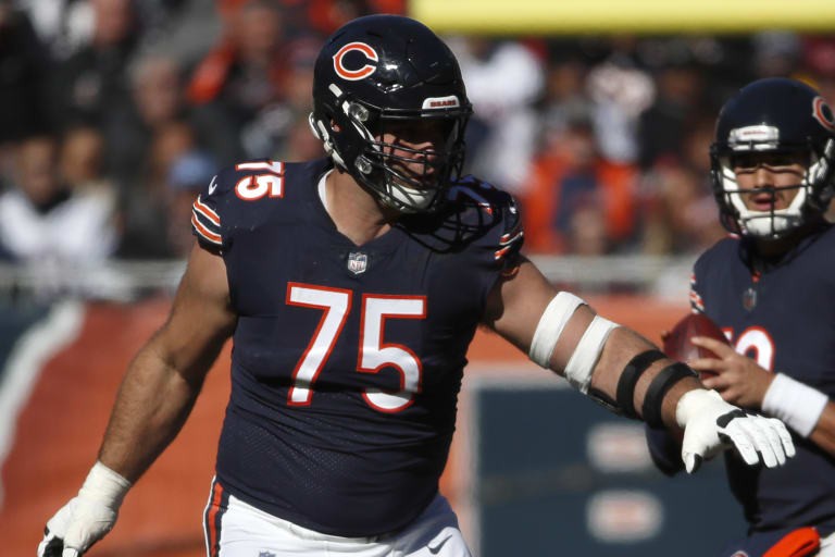 report-kyle-long-to-visit-chiefs-raiders-at-least-10-teams