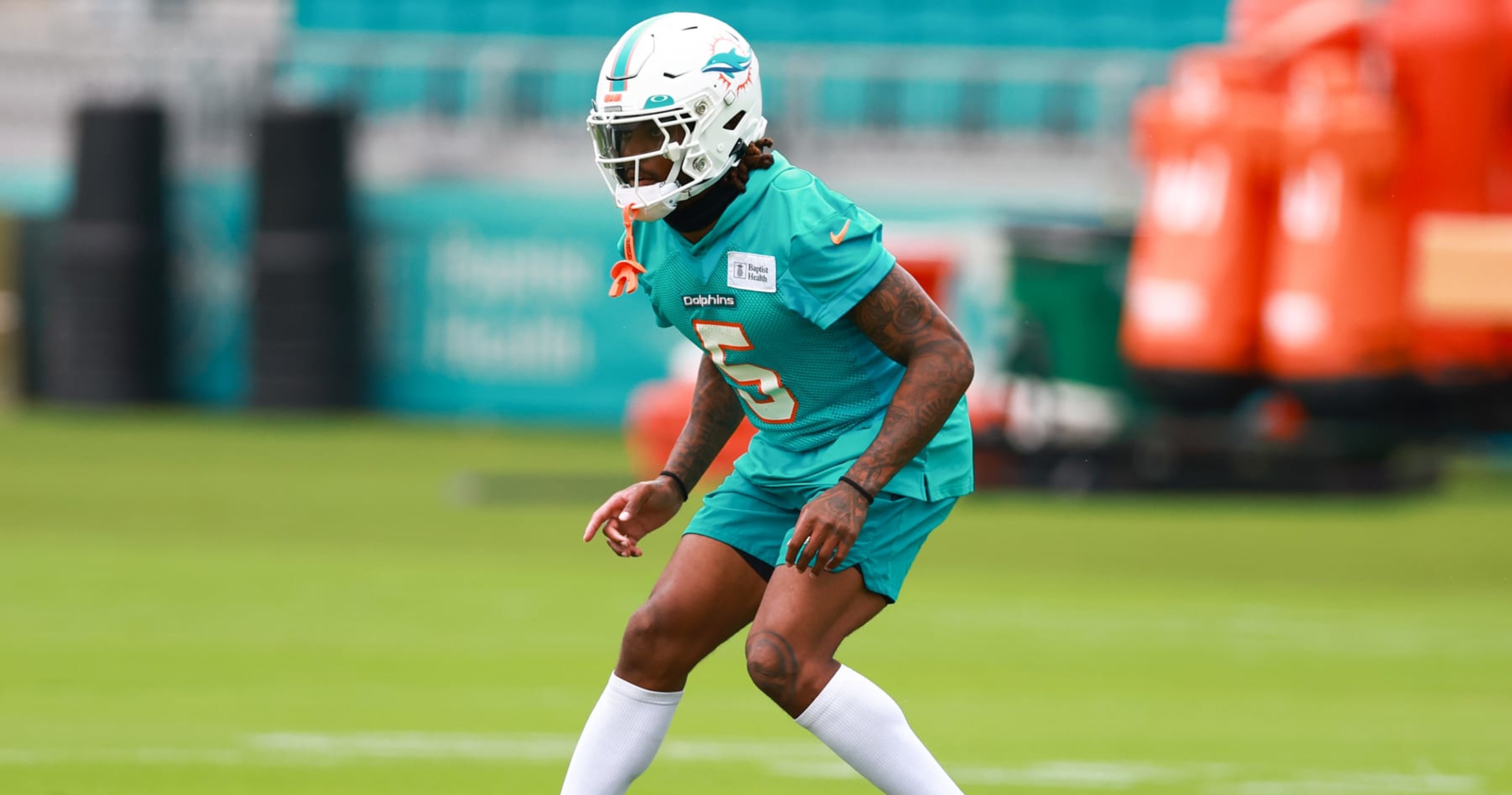 Dolphins Star Jalen Ramsey Carted Off The Field On Thursday - The