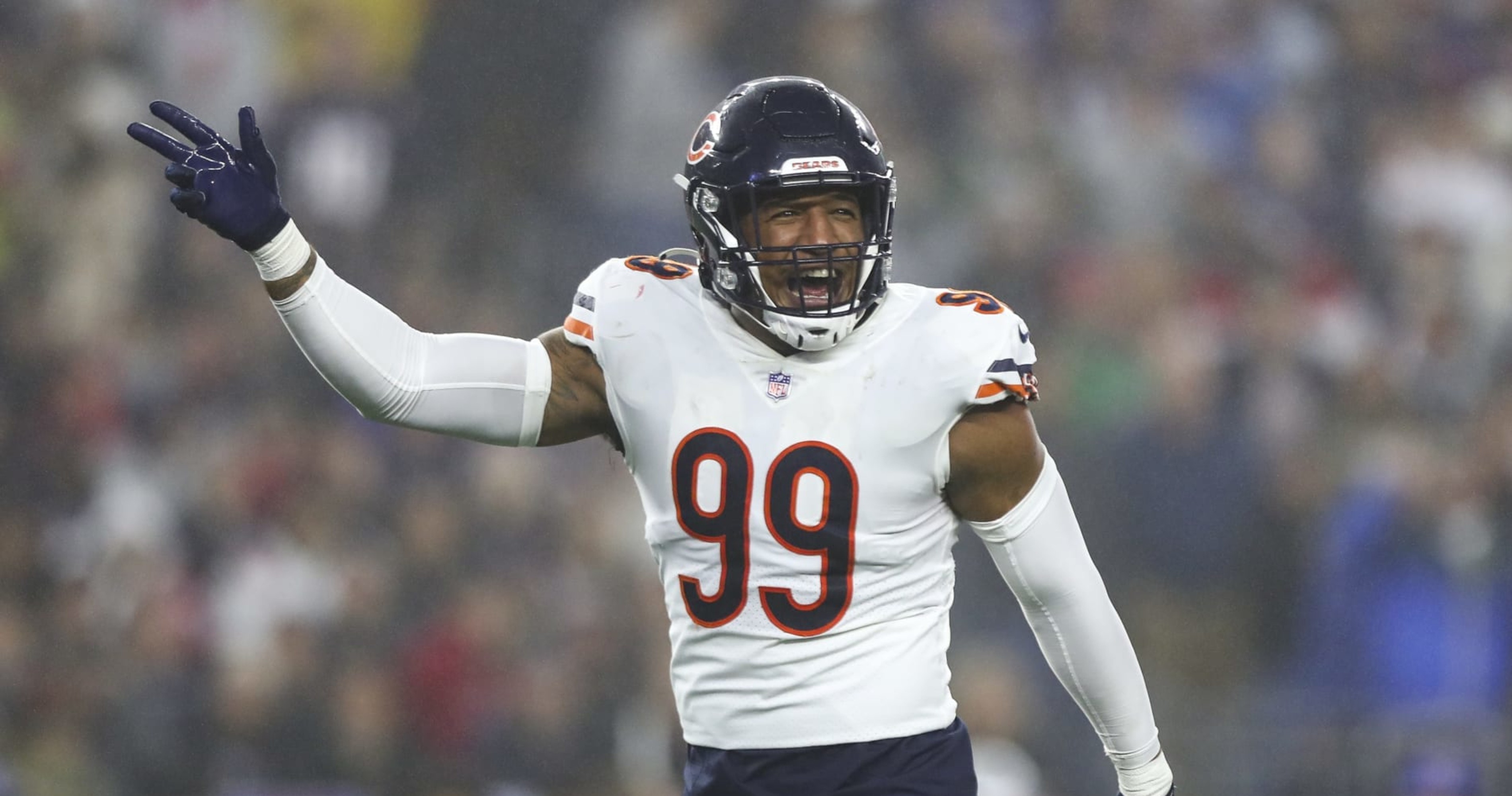 Bears Grant DE Trevis Gipson Permission To Seek Trade