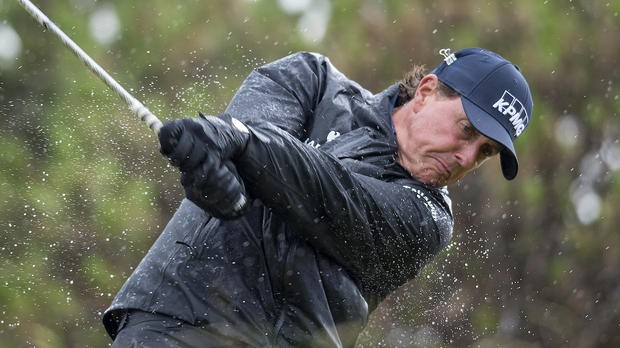 phil mickelson binder clip on hat