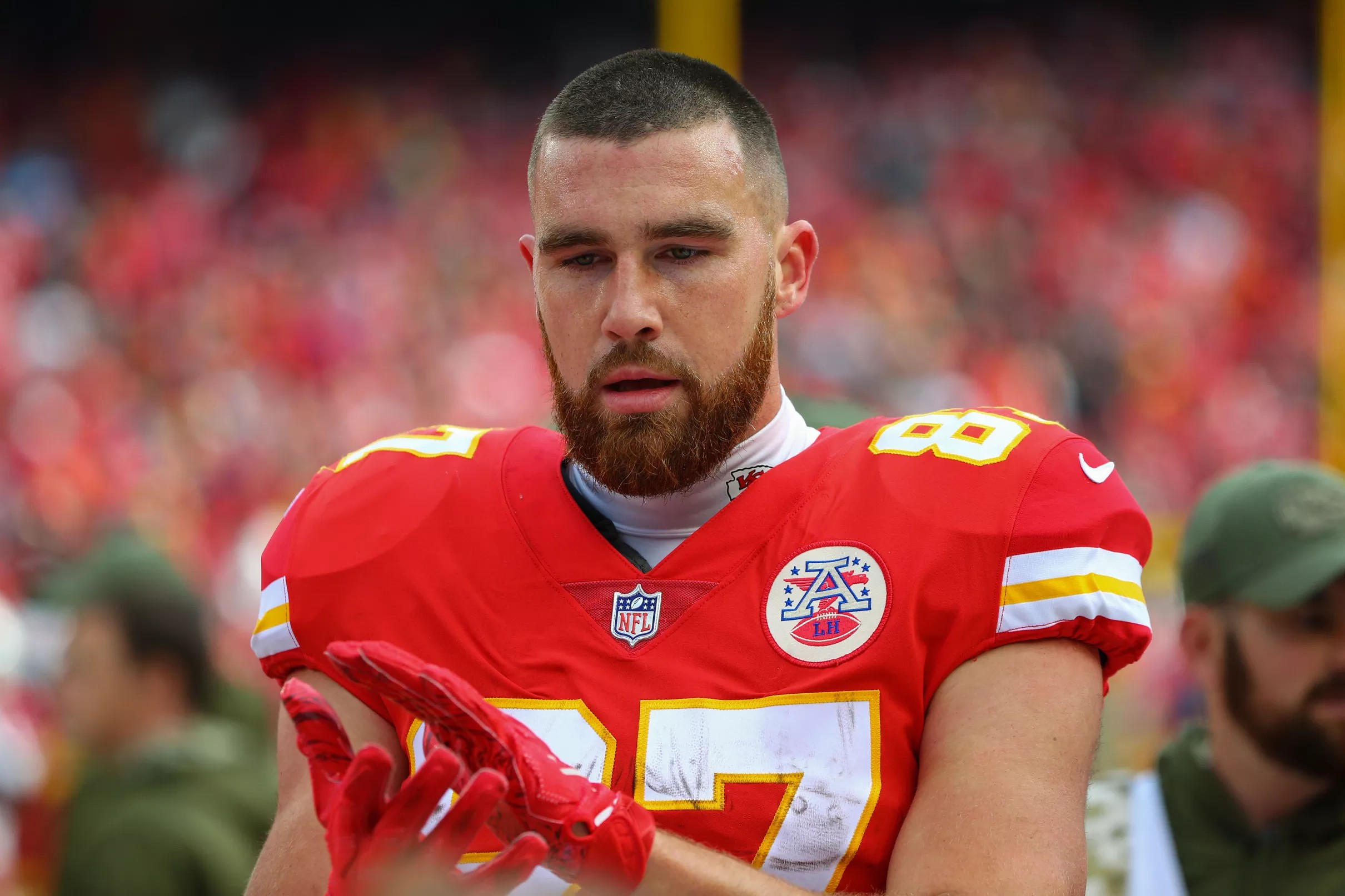 Chiefs tight end Travis Kelce shows up again in Super Bowl Week TV coverage