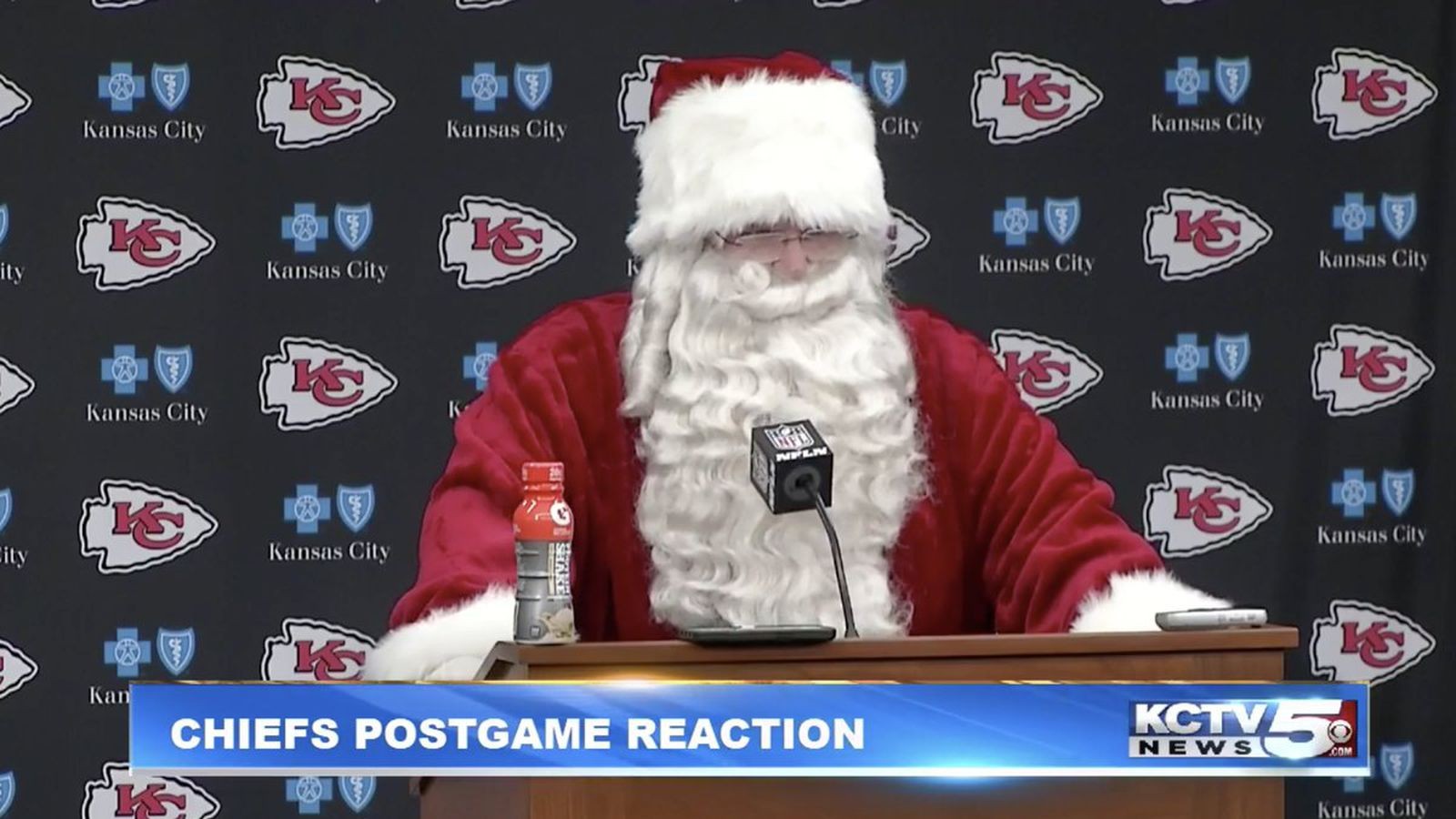 Andy Reid Celebrated Chiefs AFC West Title In A Santa Claus Outfit