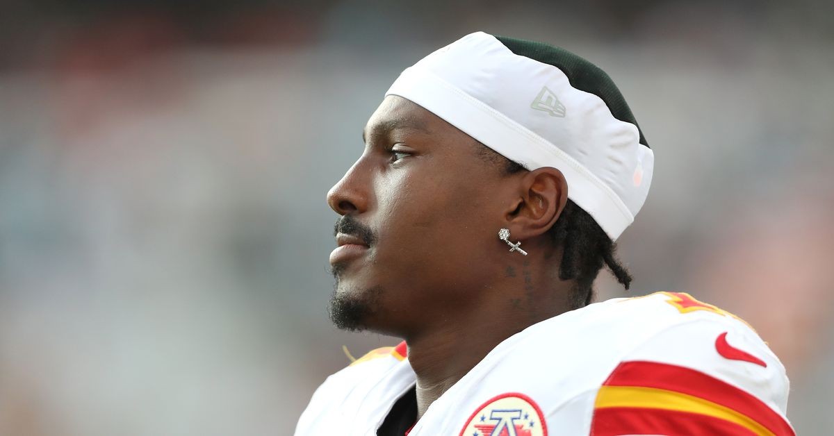 Chiefs49ers Inactives Mecole Hardman will play; Clyde EdwardsHelaire