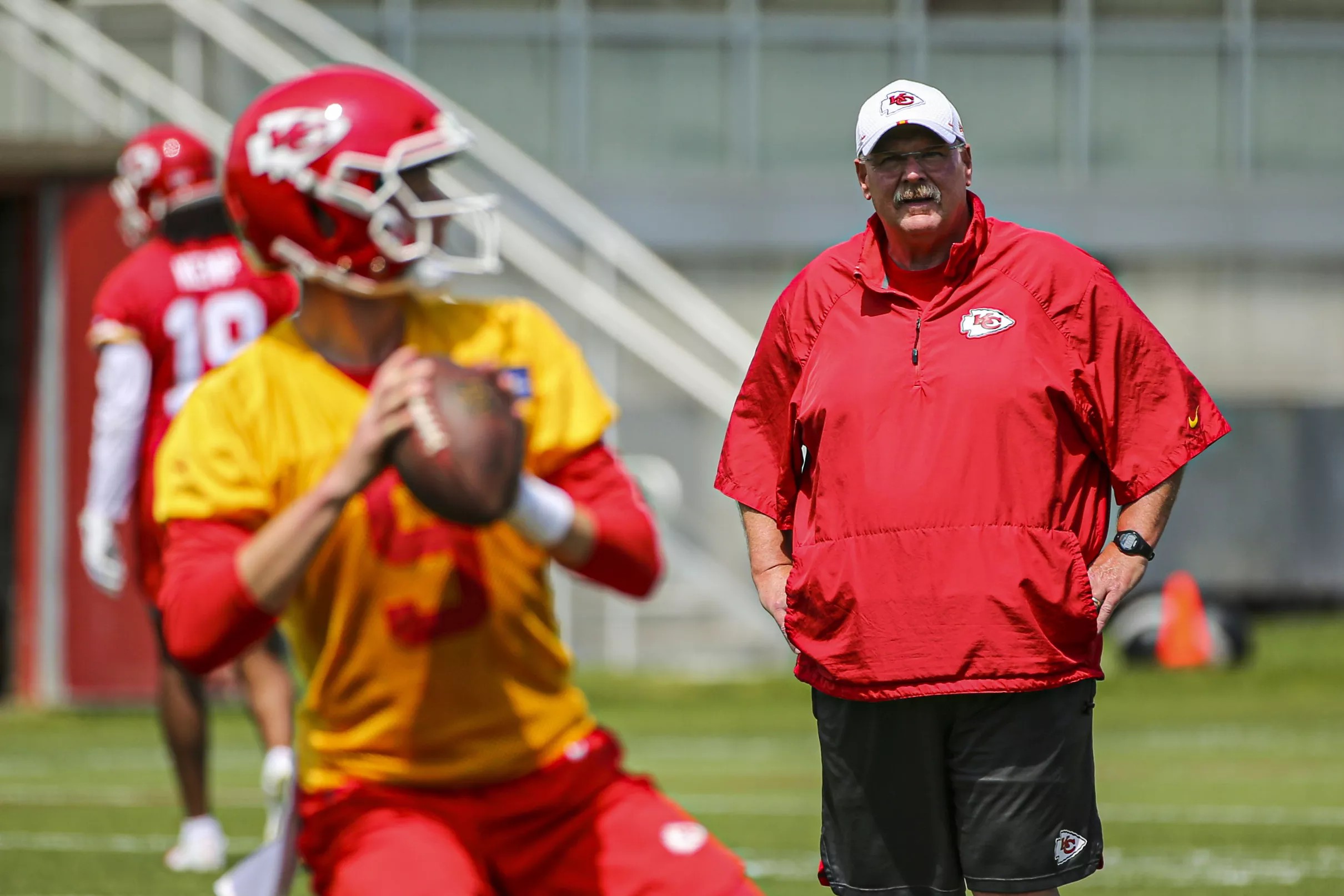 Observations, notes and videos from day one of Chiefs mandatory minicamp