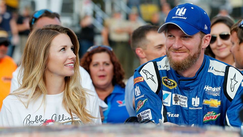 Dale Earnhardt Jr Amy Reimann Confirm Nye Wedding