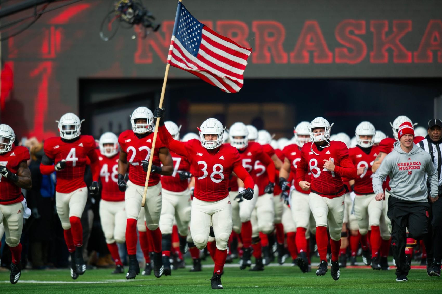 WATCH Video feature on Husker DL, former Navy SEAL Damian Jackson