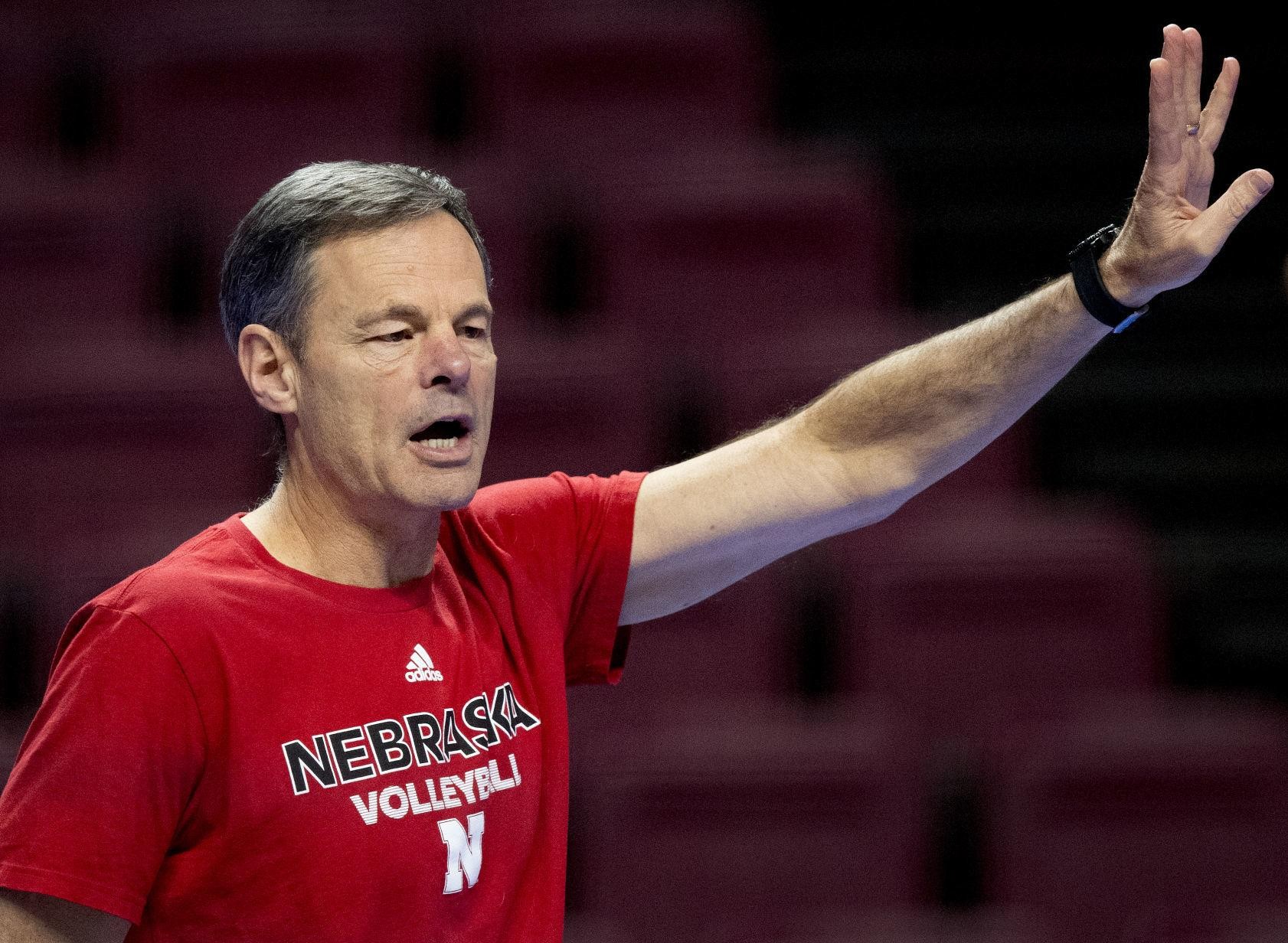 john-cook-earns-national-coach-of-the-year-award-from-publication