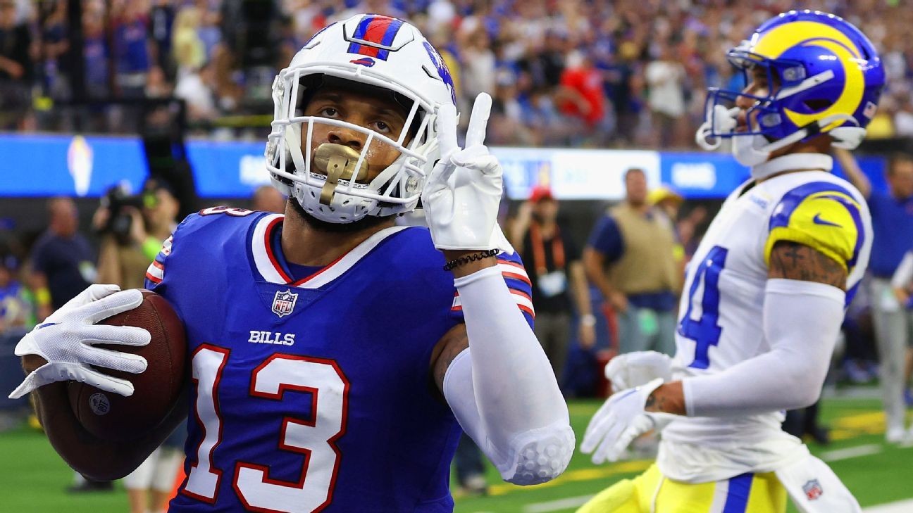 Buffalo Bills' Josh Allen Throws First TD Pass Of The 2022 Season On 26 ...