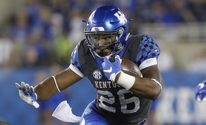 OMG Kentucky RB Benny Snell's new cross-stomach tattoo