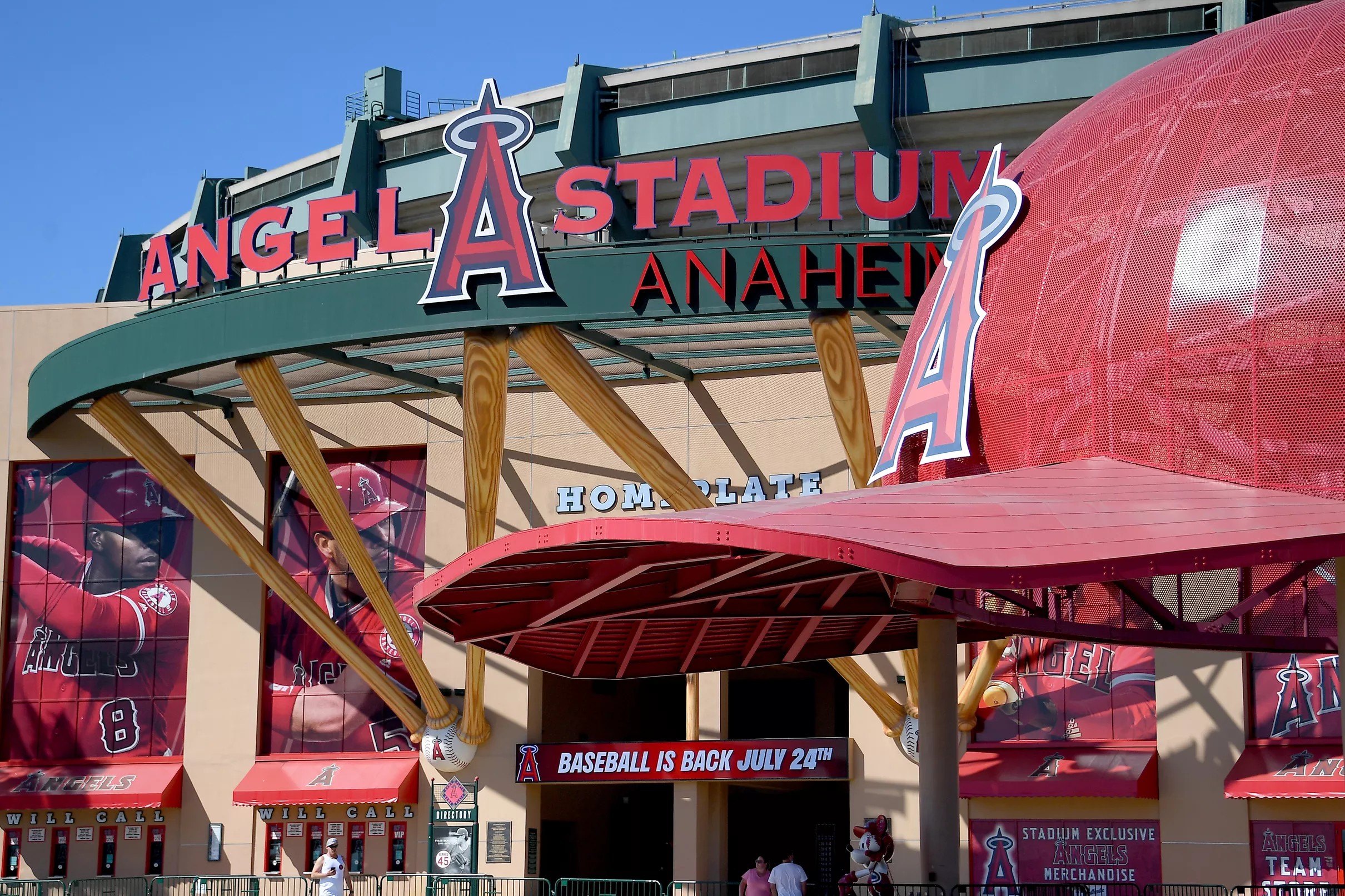Angels to allow fans in Anaheim by opening day