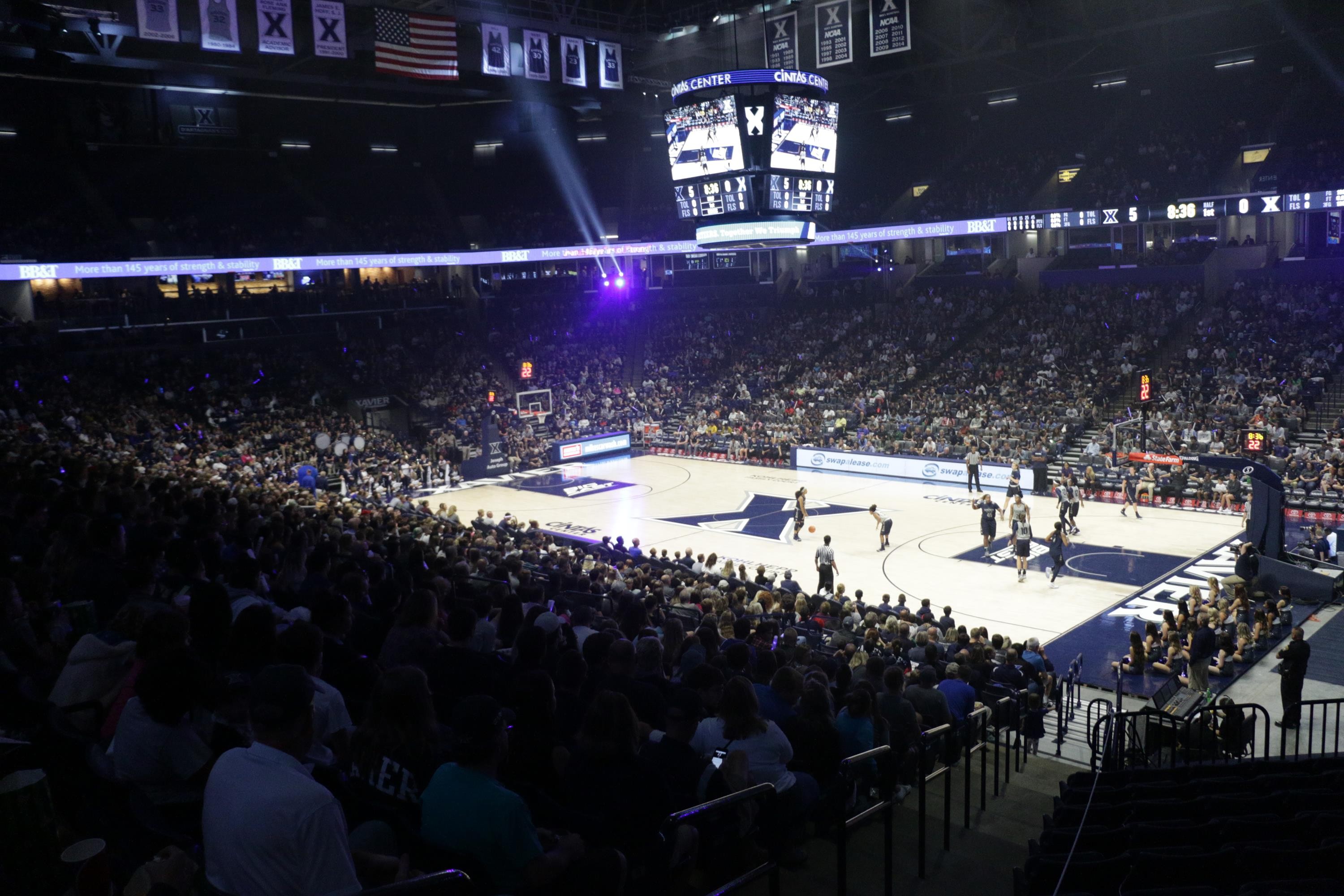 Musketeer Madness Xavier Fans Introduced to Basketball Squads on