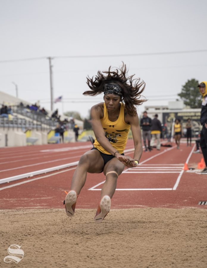 PHOTOS Track and Field competes at K.T. Woodman Classic