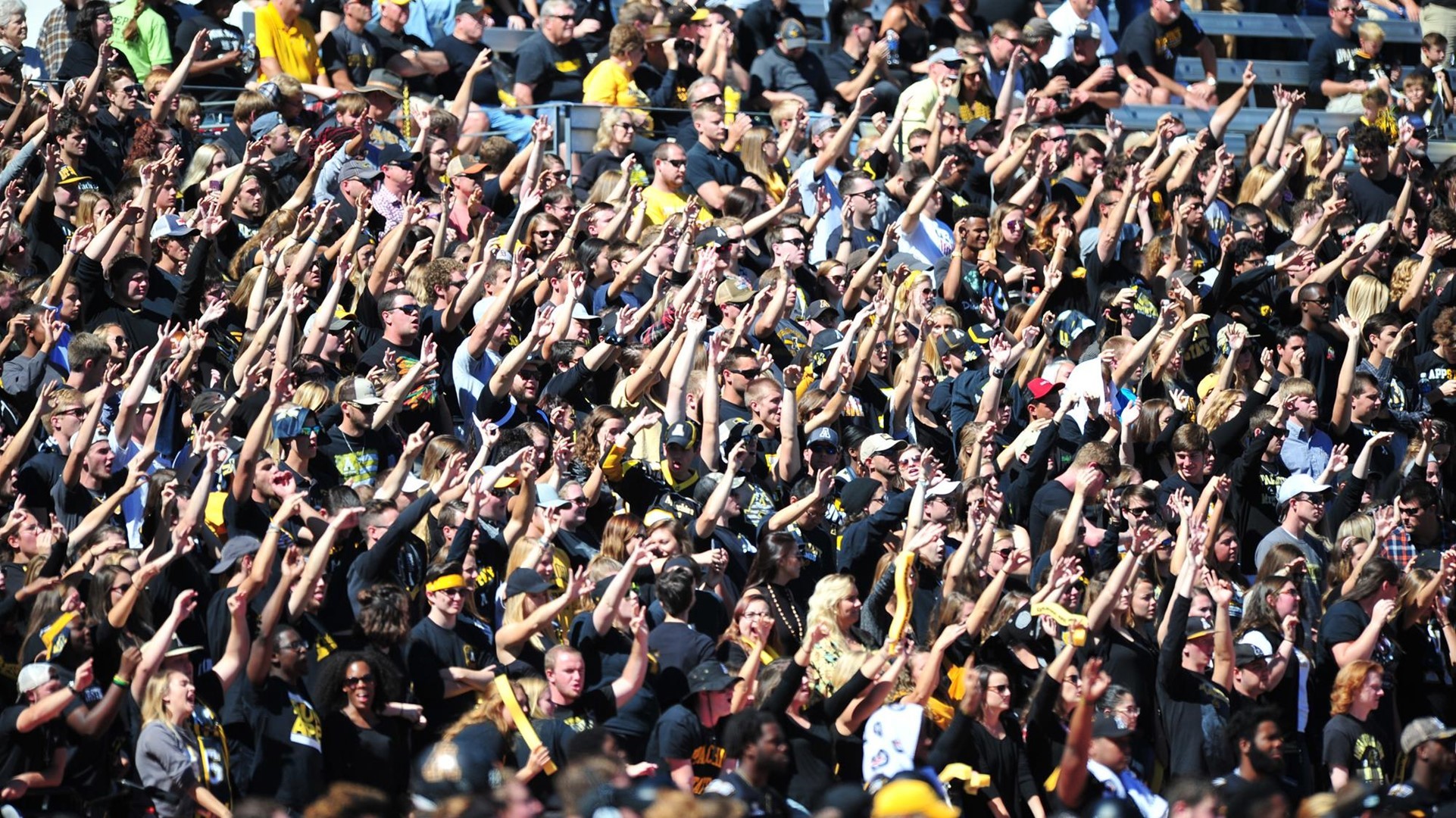 Bidding for Fan Experience Packages Now Open