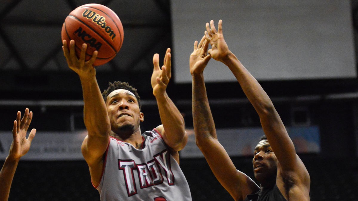 Wesley Person sets Troy record for career 3-pointers made