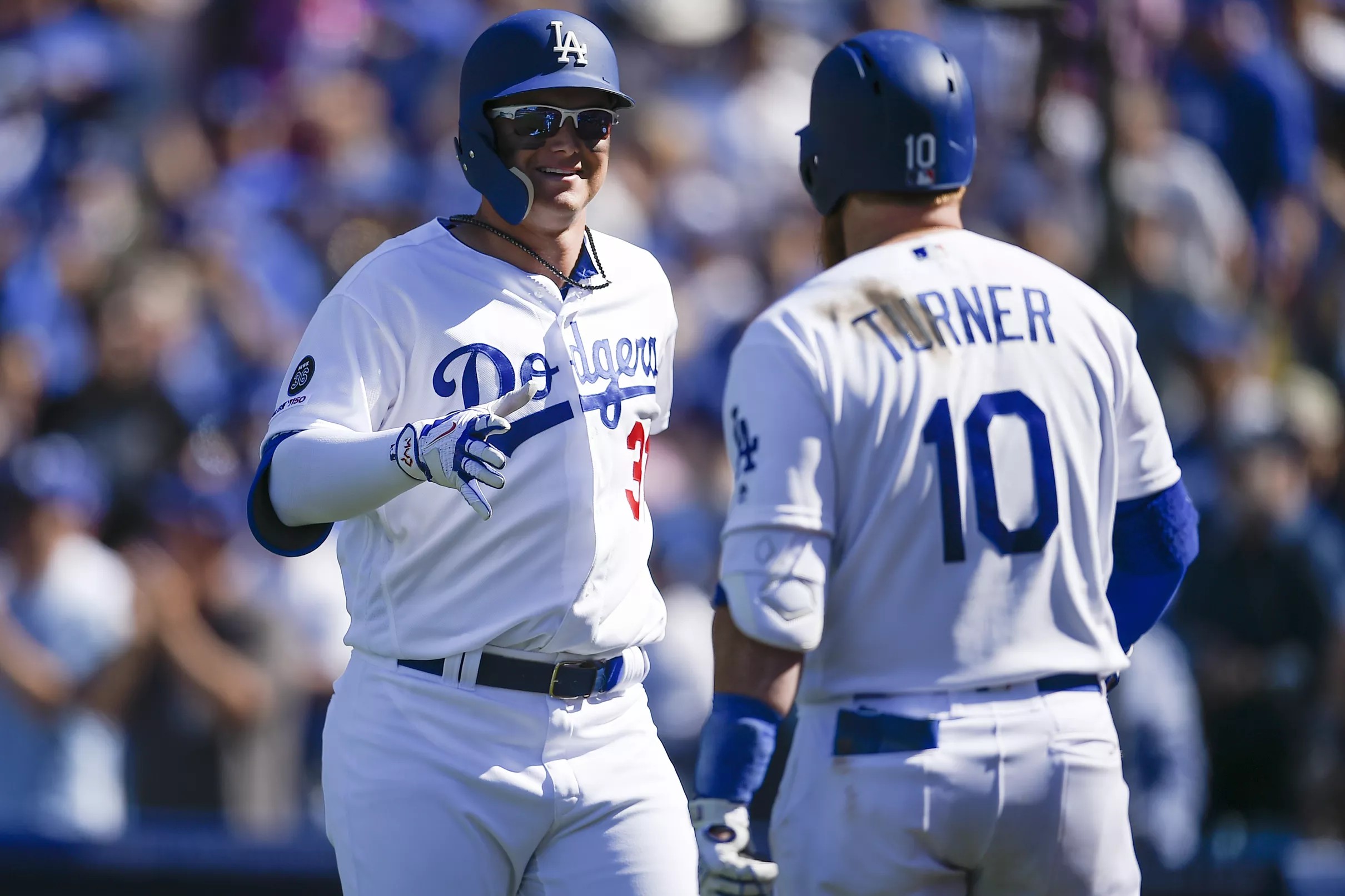 Dodgers have historic Opening Day in win over Diamondbacks