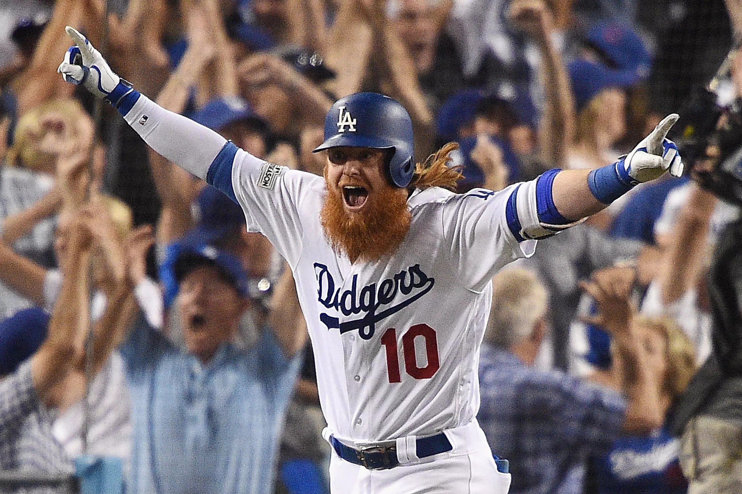 Justin Turner walkoff home run keeps Dodgers undefeated