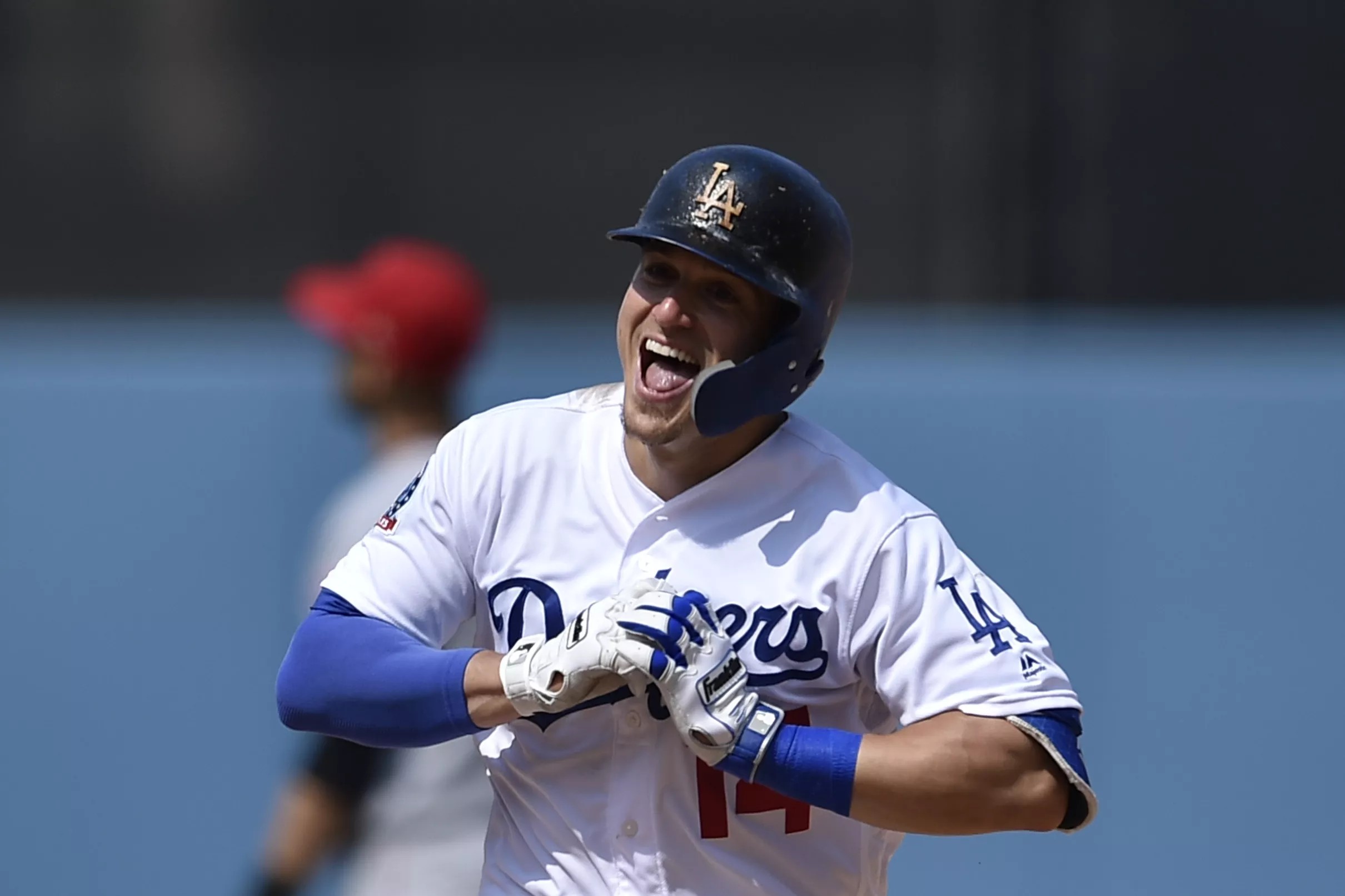 Kiké Hernández Puts Dodgers In First At The Break, Dodgers Beat Angels 5-3