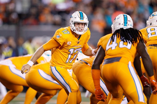Miami Dolphins' Orange Uniforms Mocked by Twitter