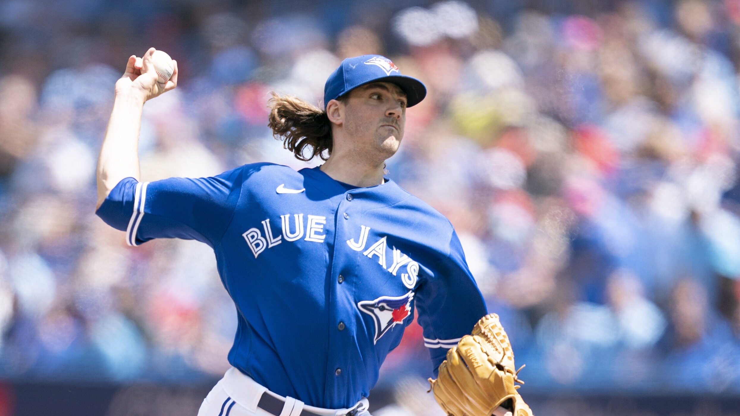 kevin-gausman-leaves-toronto-blue-jays-game-early