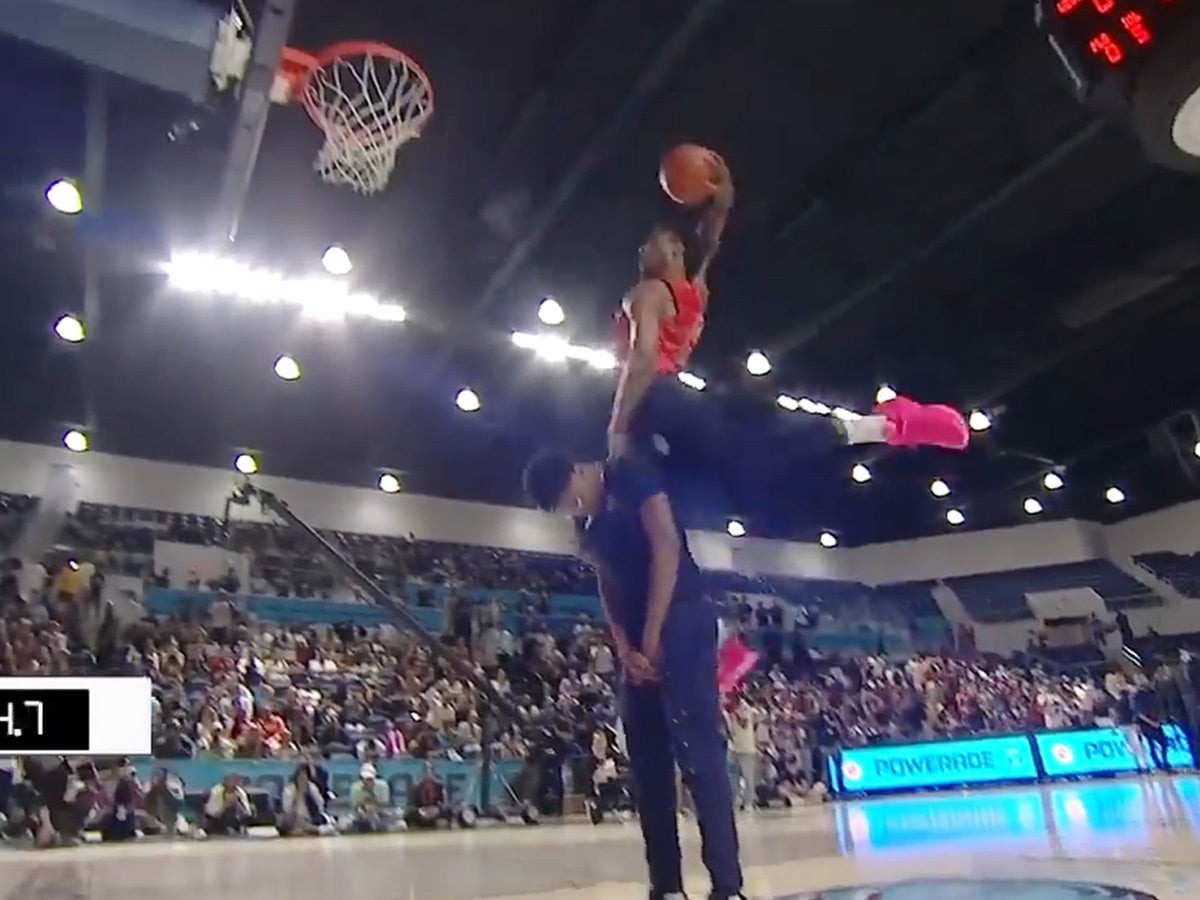 Bronny James Jumps Over Bro In McDonald's Dunk Contest But Loses To