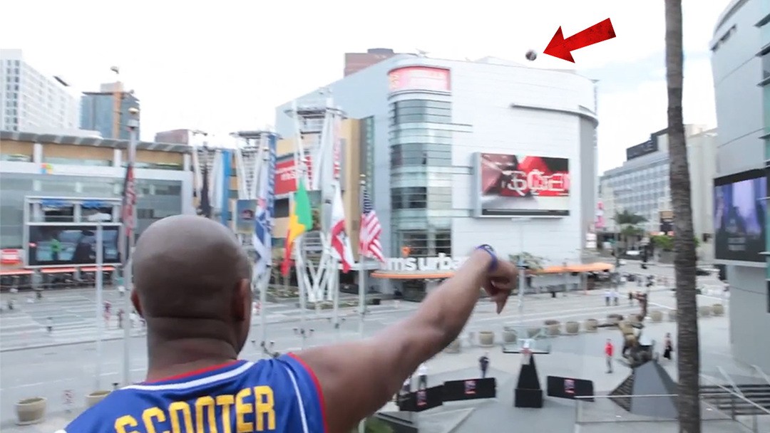 Harlem Globetrotters Insane Shots From Staples Center Roof!!!!