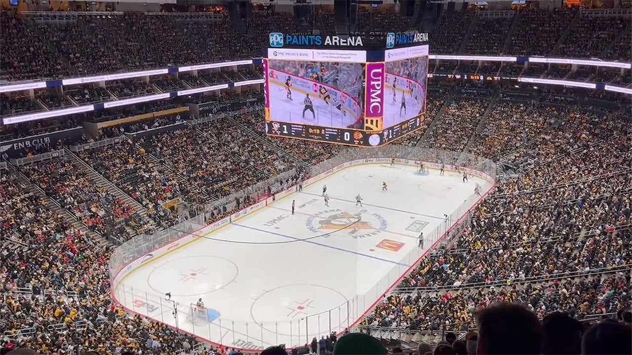 Steelers Fans 'Fire Canada!' Chant During Penguins NHL Game