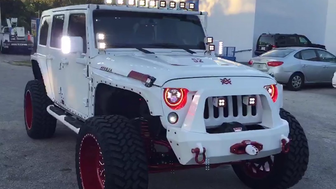 Tricked out hot sale jeep